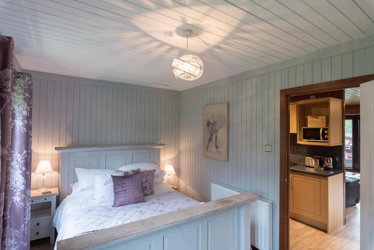 Bluebell Lodge 9 With Hot Tub Newton Stewart Eksteriør billede