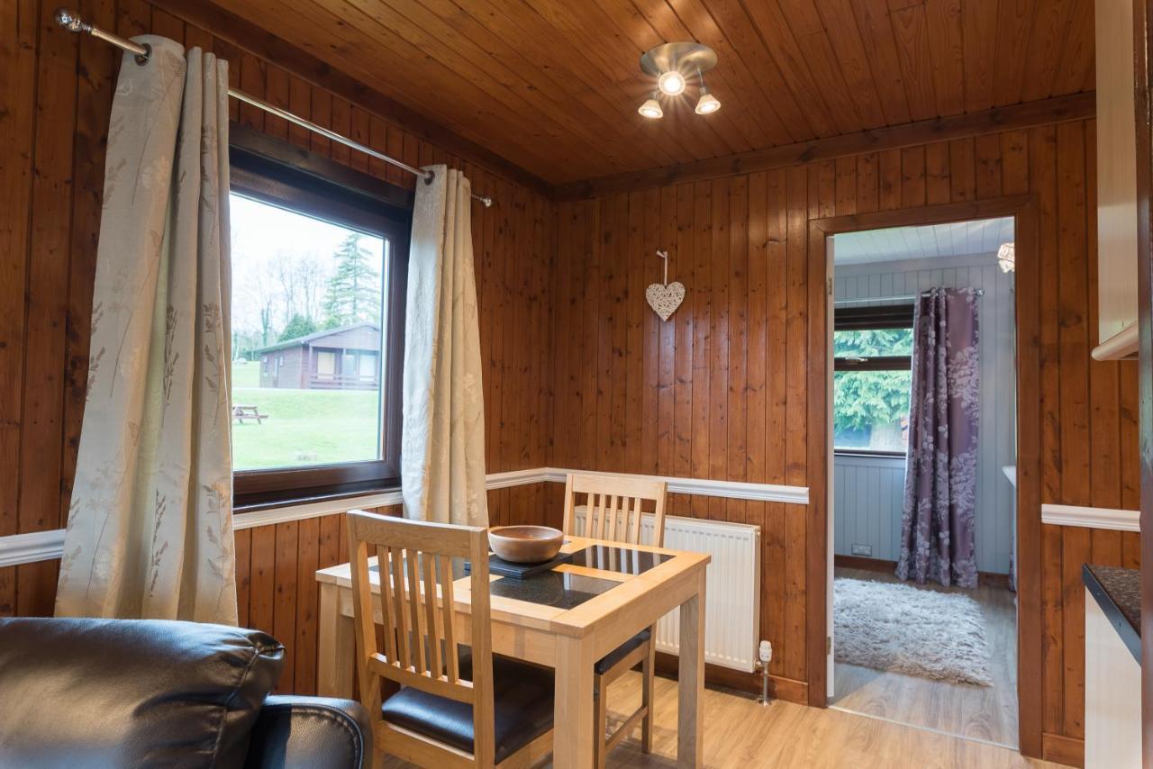 Bluebell Lodge 9 With Hot Tub Newton Stewart Eksteriør billede